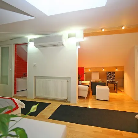 Boutique 36 4*